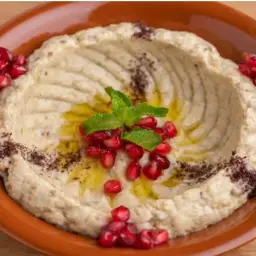 صحن متبل